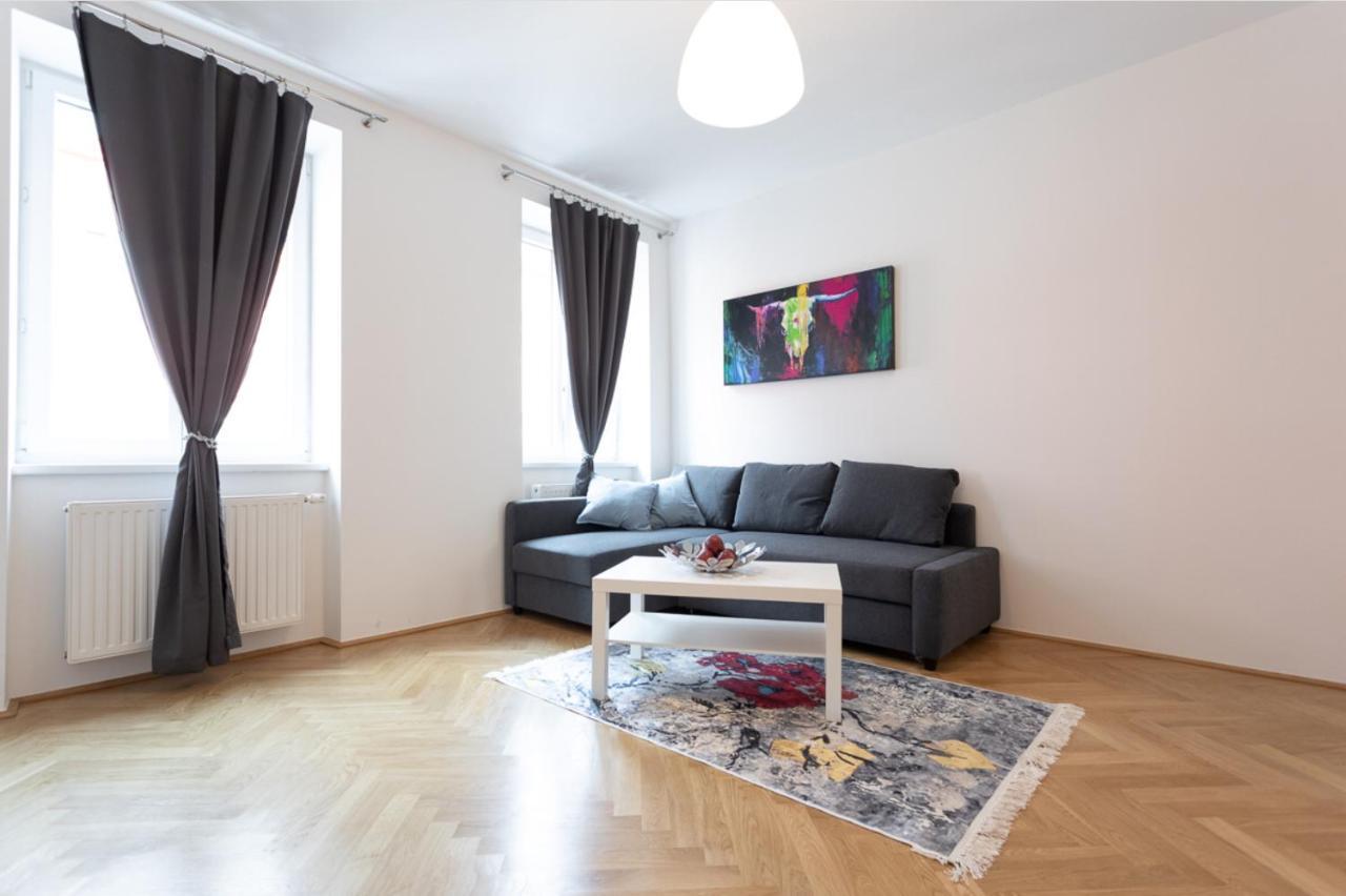 Appartement Charmante L Bg8 *